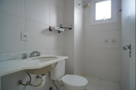 Apartamento para alugar com 61m², 2 quartos e 1 vaga Apartamento para alugar com 61m², 2 quartos e 1 vagaBanheiro corredor
