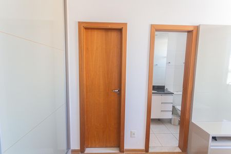 Apartamento à venda com 189m², 4 quartos e 4 vagasCloset da Suíte