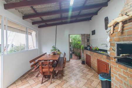 Casa à venda com 300m², 4 quartos e 2 vagasÁrea comum - Churrasqueira