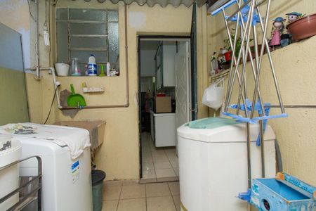 Casa à venda com 117m², 2 quartos e 2 vagasÁrea de Serviço