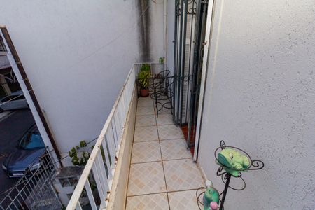 Casa à venda com 117m², 2 quartos e 2 vagasVaranda