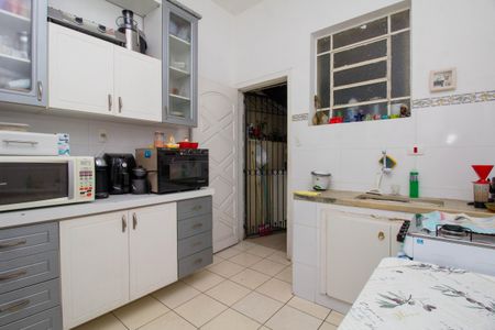 Casa à venda com 117m², 2 quartos e 2 vagasCozinha