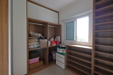 Apartamento à venda com 108m², 2 quartos e 2 vagasQuarto