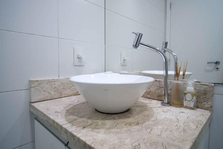 Apartamento à venda com 55m², 2 quartos e 1 vagaBanheiro