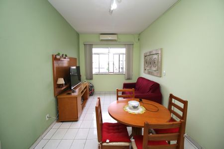 Apartamento à venda com 85m², 2 quartos e 1 vagaSala