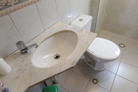 Apartamento à venda com 73m², 3 quartos e 1 vagaBanheiro Social