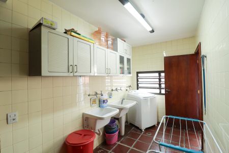 Casa à venda com 703m², 5 quartos e 3 vagasÁrea de Serviço