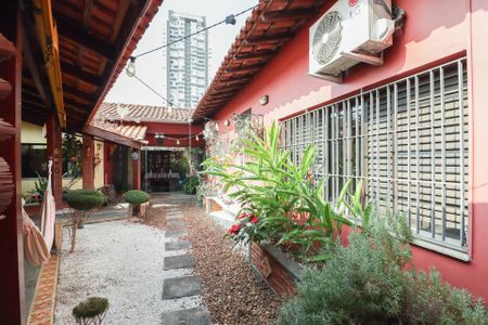 Casa à venda com 703m², 5 quartos e 3 vagasÁrea comum