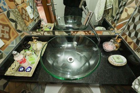 Casa à venda com 703m², 5 quartos e 3 vagasLavabo