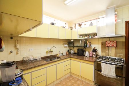 Casa à venda com 703m², 5 quartos e 3 vagasCozinha