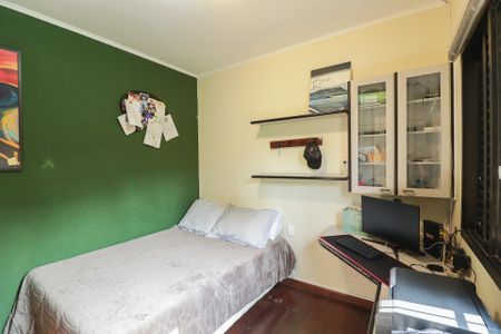 Casa à venda com 703m², 5 quartos e 3 vagasQuarto 1