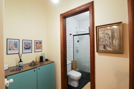 Casa à venda com 703m², 5 quartos e 3 vagasEdicula