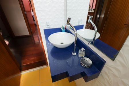 Casa à venda com 703m², 5 quartos e 3 vagasBanheiro Social