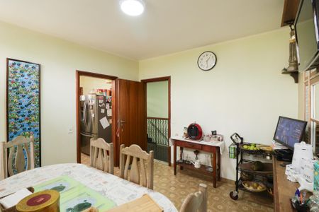 Casa à venda com 703m², 5 quartos e 3 vagasCozinha