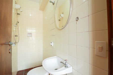 Casa à venda com 703m², 5 quartos e 3 vagasÁrea de Serviço