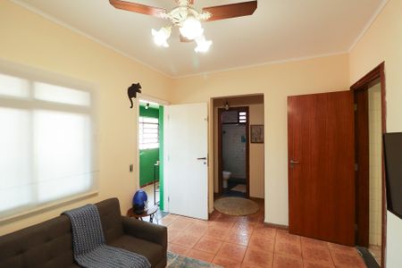 Casa à venda com 703m², 5 quartos e 3 vagasEdicula