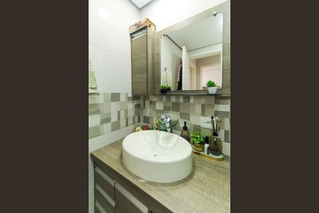 Apartamento à venda com 78m², 3 quartos e 2 vagas Apartamento à venda com 78m², 3 quartos e 2 vagasBanheiro Social