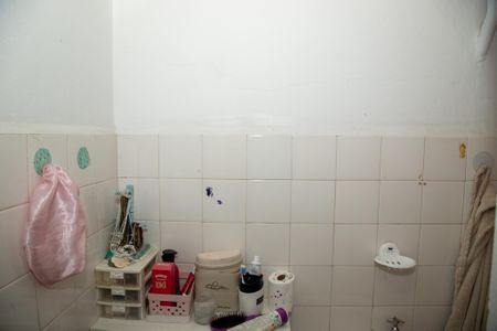 Casa à venda com 96m², 3 quartos e 1 vagaBanheiro