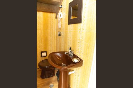 Casa à venda com 96m², 3 quartos e 1 vagaBanheiro 2