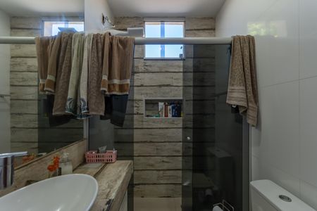 Casa à venda com 500m², 3 quartos e 6 vagas Casa à venda com 500m², 3 quartos e 6 vagasBanheiro Social