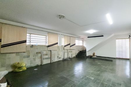 Casa à venda com 439m², 4 quartos e 2 vagas Casa à venda com 439m², 4 quartos e 2 vagasÁrea privativa