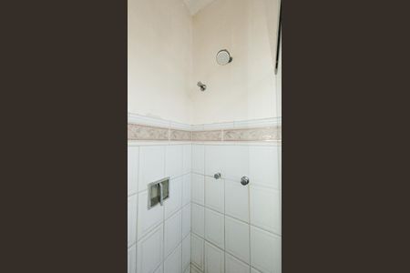 Casa à venda com 439m², 4 quartos e 2 vagas Casa à venda com 439m², 4 quartos e 2 vagasBanheiro da Suíte master