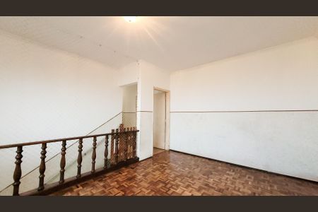 Casa à venda com 439m², 4 quartos e 2 vagas Casa à venda com 439m², 4 quartos e 2 vagasSala 3