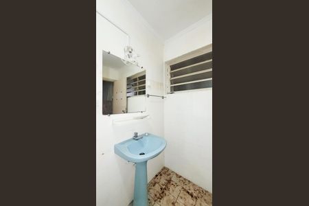 Casa à venda com 439m², 4 quartos e 2 vagas Casa à venda com 439m², 4 quartos e 2 vagasQuarto de Serviço 2