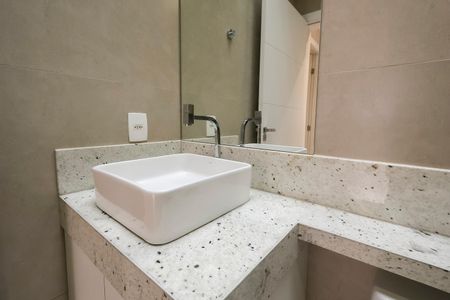 Casa para alugar com 125m², 3 quartos e 4 vagasBanheiro Social
