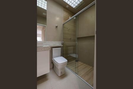 Casa para alugar com 125m², 3 quartos e 4 vagasBanheiro Social