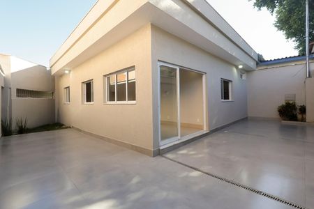 Casa para alugar com 125m², 3 quartos e 4 vagasGaragem