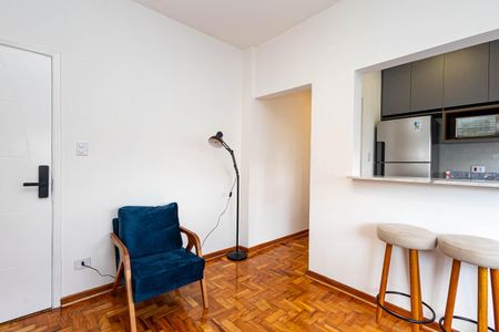Apartamento à venda com 42m², 1 quarto e 1 vaga Apartamento à venda com 42m², 1 quarto e 1 vagaSala
