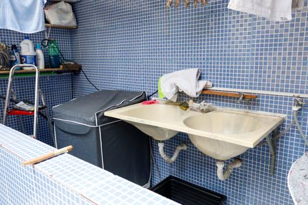 Casa à venda com 300m², 5 quartos e 2 vagas Casa à venda com 300m², 5 quartos e 2 vagasÁrea de Serviço