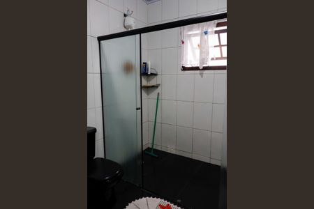 Casa à venda com 300m², 5 quartos e 2 vagas Casa à venda com 300m², 5 quartos e 2 vagasBanheiro da Suíte 4