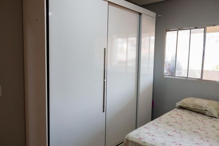 Casa à venda com 300m², 5 quartos e 2 vagas Casa à venda com 300m², 5 quartos e 2 vagasSuíte 1