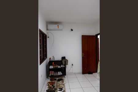 Casa à venda com 300m², 5 quartos e 2 vagas Casa à venda com 300m², 5 quartos e 2 vagasSuíte 3