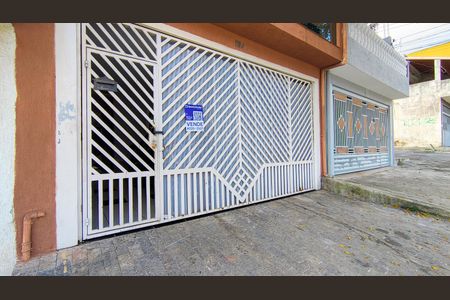 Casa à venda com 300m², 5 quartos e 2 vagas Casa à venda com 300m², 5 quartos e 2 vagasFachada e Placa