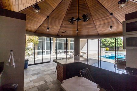 Casa à venda com 404m², 4 quartos e 6 vagasÁrea gourmet