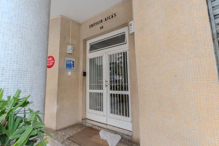 Studio à venda com 30m², 1 quarto e sem vaga Studio à venda com 30m², 1 quarto e sem vagaPlaca