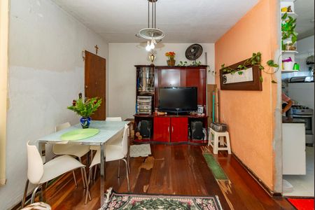 Apartamento à venda com 58m², 3 quartos e 2 vagas Apartamento à venda com 58m², 3 quartos e 2 vagasSala