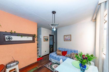 Apartamento à venda com 58m², 3 quartos e 2 vagas Apartamento à venda com 58m², 3 quartos e 2 vagasSala