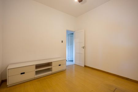 Apartamento para alugar com 70m², 2 quartos e 1 vaga Apartamento para alugar com 70m², 2 quartos e 1 vagaQuarto 2