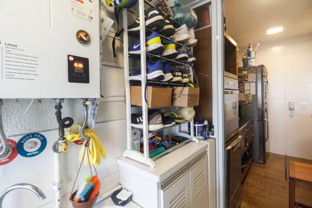 Apartamento à venda com 64m², 2 quartos e 1 vagaÁrea de Serviço 