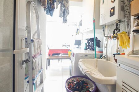 Apartamento à venda com 64m², 2 quartos e 1 vagaÁrea de Serviço 