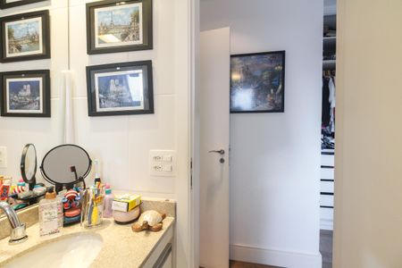 Apartamento à venda com 64m², 2 quartos e 1 vagaBanheiro Suíte 