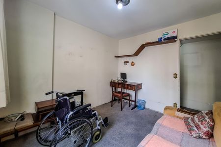 Apartamento à venda com 130m², 4 quartos e 3 vagas Apartamento à venda com 130m², 4 quartos e 3 vagasQuarto 2