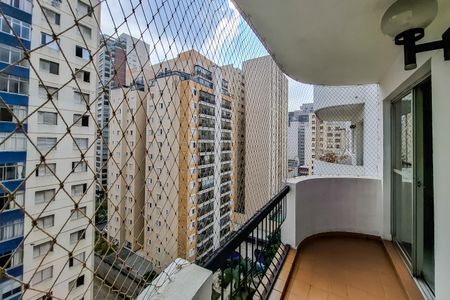 Apartamento à venda com 130m², 4 quartos e 3 vagas Apartamento à venda com 130m², 4 quartos e 3 vagasVaranda da Sala