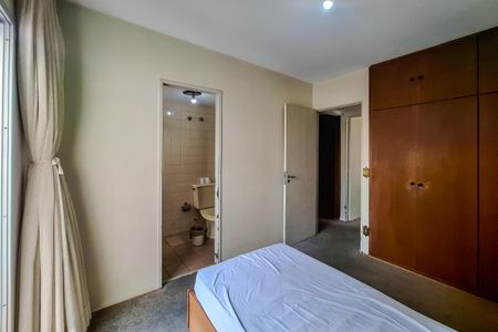 Apartamento à venda com 130m², 4 quartos e 3 vagas Apartamento à venda com 130m², 4 quartos e 3 vagasQuarto 3