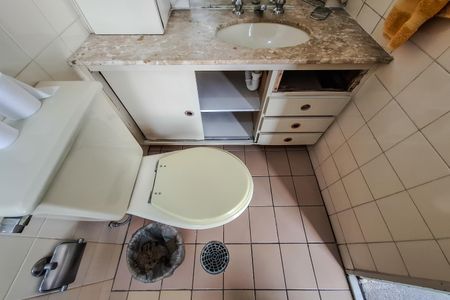 Apartamento à venda com 130m², 4 quartos e 3 vagas Apartamento à venda com 130m², 4 quartos e 3 vagasBanheiro do Quarto 3