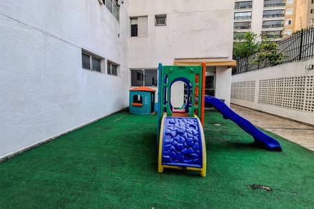 Apartamento à venda com 130m², 4 quartos e 3 vagas Apartamento à venda com 130m², 4 quartos e 3 vagasÁrea comum